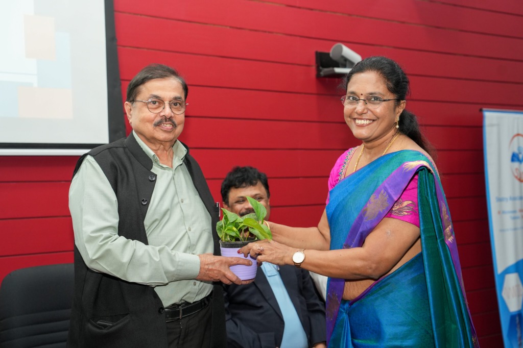 SAGE - RVCE - KEYSIGHT Workshop - Valedictory Function — Photo 2