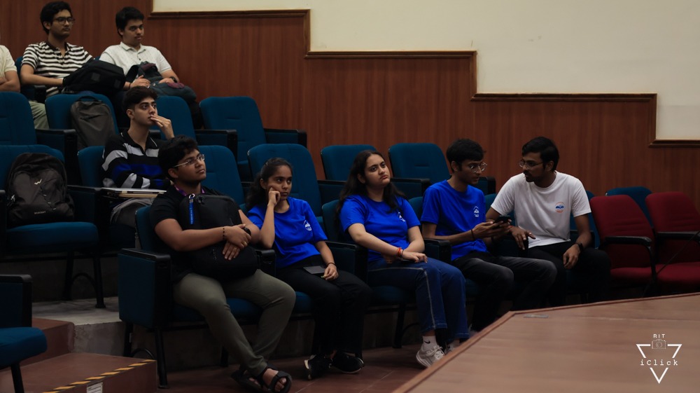 Awards Ceremony of SAGE UI/UX Design Challenge — Photo 2
